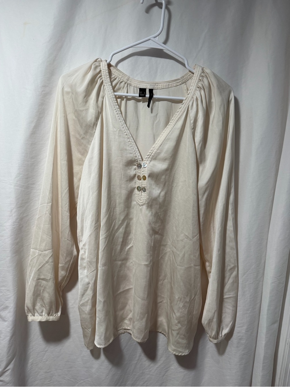 Mango Cream V-Neck Button Peasant Blouse